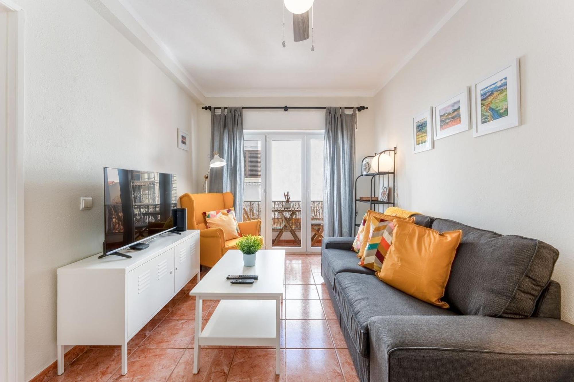 Comfy Flat W/ Rooftop Beach View By Lovelystay Burgau Eksteriør bilde