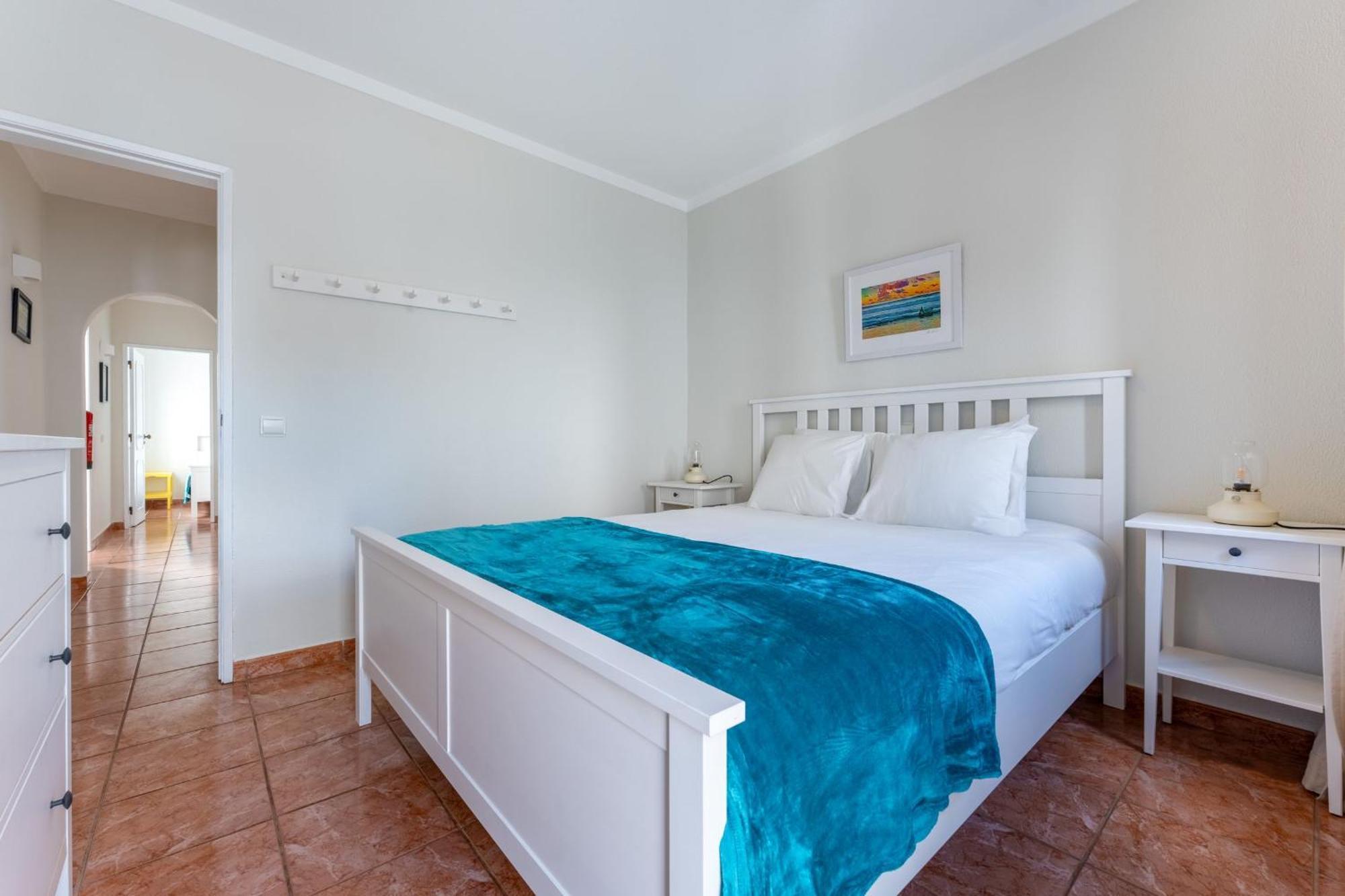 Comfy Flat W/ Rooftop Beach View By Lovelystay Burgau Eksteriør bilde
