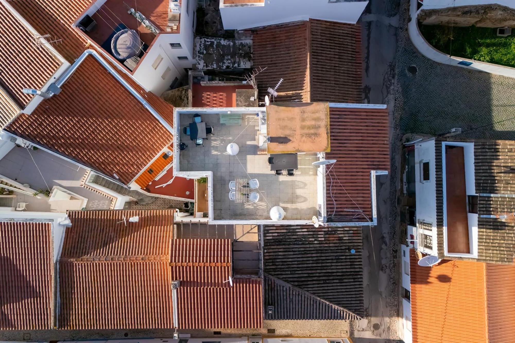 Comfy Flat W/ Rooftop Beach View By Lovelystay Burgau Eksteriør bilde